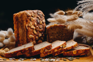 Хліб Галицький Пшенично-житній з насіннямм гарбуза, соняшника